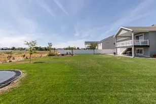 2401 W 2775 N, Farr West, UT 84404 - Photo 26