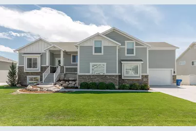 2401 W 2775 N, Farr West, UT 84404 - Photo 1