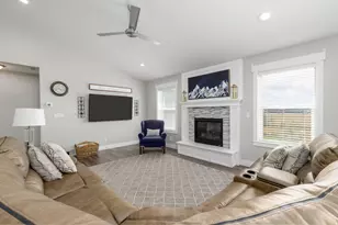2401 W 2775 N, Farr West, UT 84404 - Photo 4