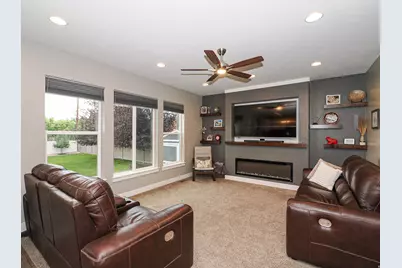 549 E Virginia St, Murray, UT 84107 - Photo 4