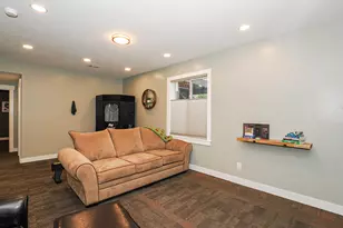 549 E Virginia St, Murray, UT 84107 - Photo 38