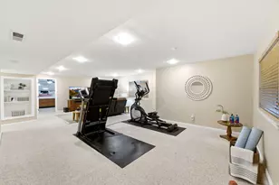 955 W 10375 S, South Jordan, UT 84095 - Photo 40