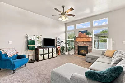 633 W 3600 S, Riverdale, UT 84405 - Photo 6