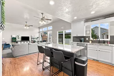 633 W 3600 S, Riverdale, UT 84405 - Photo 12