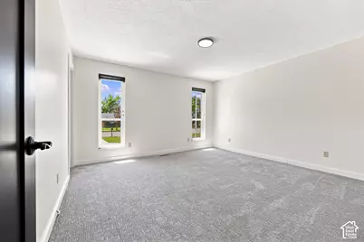 2407 E Country Oaks Dr, Layton, UT 84040 - Photo 20