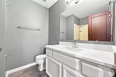 2407 E Country Oaks Dr, Layton, UT 84040 - Photo 24