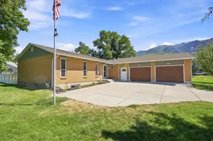 2407 E Country Oaks Dr, Layton, UT 84040 - Photo 2