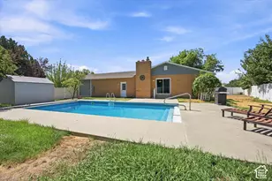 2407 E Country Oaks Dr, Layton, UT 84040 - Photo 48