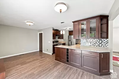 2407 E Country Oaks Dr, Layton, UT 84040 - Photo 16