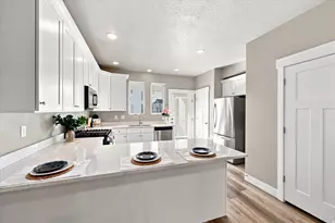 1026 S 2770 E, Spanish Fork, UT 84660 - Photo 6