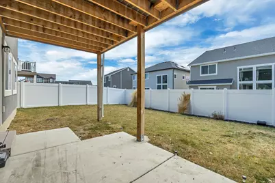 1577 W Quailhill Rd, Saratoga Springs, UT 84045 - Photo 30