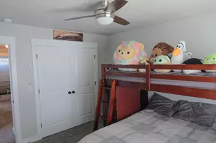 827 S 3050 W, Syracuse, UT 84075 - Photo 38