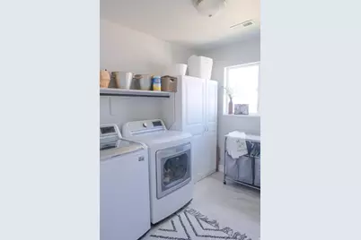 827 S 3050 W, Syracuse, UT 84075 - Photo 36