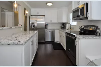 3387 S Plaza Way E, Millcreek, UT 84109 - Photo 4