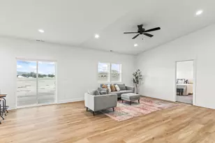 37 E 800 S, Sigurd, UT 84657 - Photo 8
