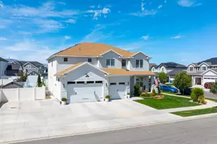 224 S Aspen Wy, Vineyard, UT 84059 - Photo 2