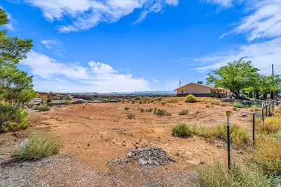 446 Quail Dr, Washington, UT 84780 - Photo 12