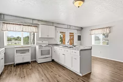 5002 N 4300 W, Cedar City, UT 84721 - Photo 34