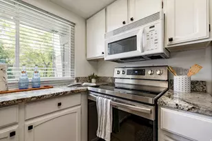 5772 S Waterbury Way E, Salt Lake City, UT 84121 - Photo 2