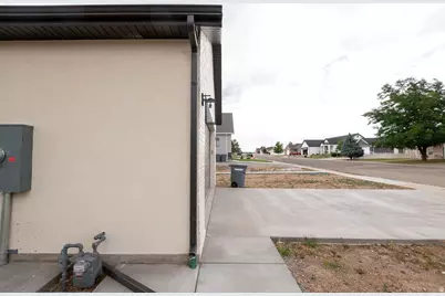 465 N 1000 E, Beaver, UT 84713 - Photo 8
