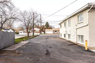3167 W 3650 S, West Valley, UT 84119 - Photo 24