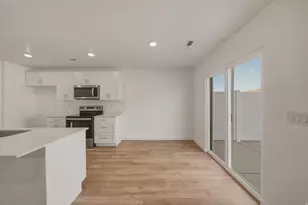 2257 S Wolverine Way, Washington, UT 84780 - Photo 16