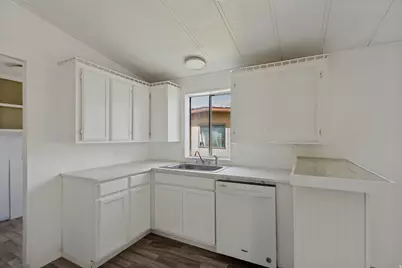 1350 W 300 N #75, Clearfield, UT 84015 - Photo 12