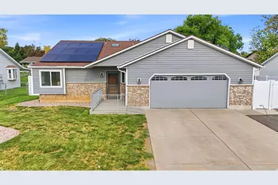 5082 S 3425 W, Roy, UT 84067 - Photo 2