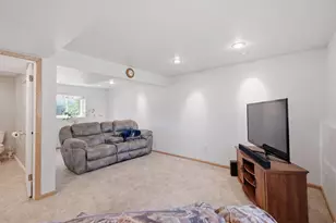 4166 S 6660 W, West Valley, UT 84128 - Photo 16