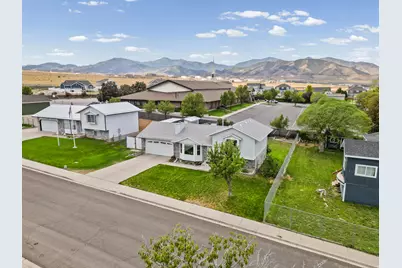 4166 S 6660 W, West Valley, UT 84128 - Photo 32