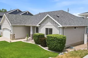 768 W Star Spangled Dr S, Bluffdale, UT 84065 - Photo 2