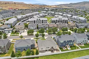 768 W Star Spangled Dr S, Bluffdale, UT 84065 - Photo 36