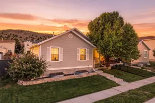 3988 E Dillons Dr, Eagle Mountain, UT 84005 - Photo 2