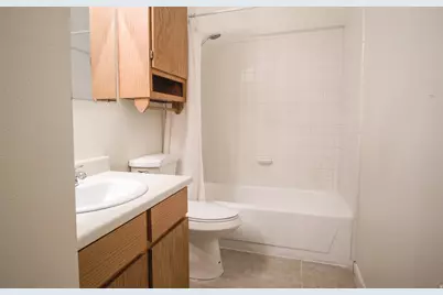98 W 880 N #18, Provo, UT 84604 - Photo 12