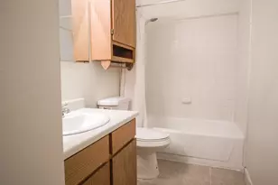 98 W 880 N, Provo, UT 84604 - Photo 12