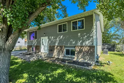 2234 W 7680 S, West Jordan, UT 84084 - Photo 2