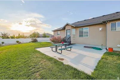 734 E Morning Dew Dr S, Grantsville, UT 84029 - Photo 38