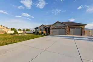 734 E Morning Dew Dr S, Grantsville, UT 84029 - Photo 4