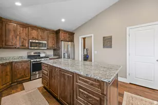 734 E Morning Dew Dr S, Grantsville, UT 84029 - Photo 20