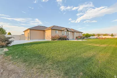 734 E Morning Dew Dr S, Grantsville, UT 84029 - Photo 36