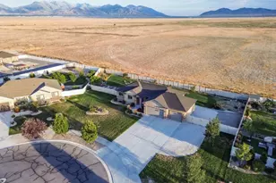 734 E Morning Dew Dr S, Grantsville, UT 84029 - Photo 8