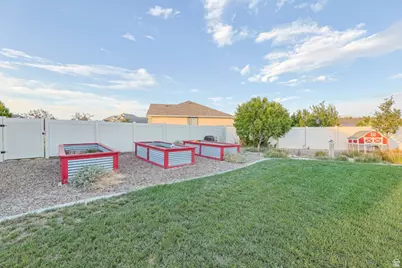 734 E Morning Dew Dr S, Grantsville, UT 84029 - Photo 46