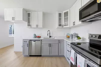 5006 S 4420 W, Salt Lake City, UT 84118 - Photo 12