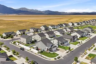 6393 N Pine Tree Wy, Eagle Mountain, UT 84005 - Photo 38
