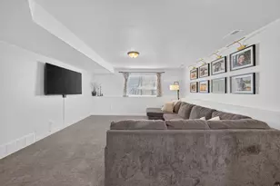 6393 N Pine Tree Wy, Eagle Mountain, UT 84005 - Photo 26