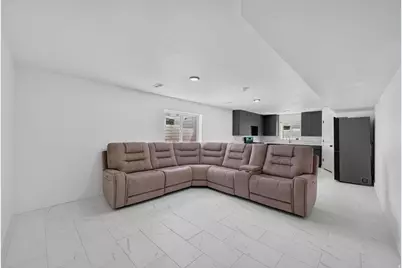1173 W Honeycomb Dr, Grantsville, UT 84029 - Photo 16