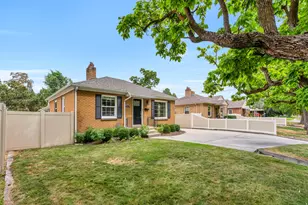 2897 S Imperial St E, Salt Lake City, UT 84106 - Photo 2