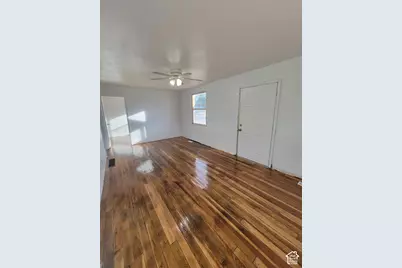 131 W Whitmore Dr, East Carbon, UT 84520 - Photo 6
