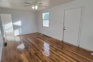 131 W Whitmore Dr, East Carbon, UT 84520 - Photo 6