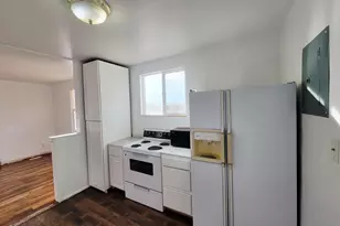131 W Whitmore Dr, East Carbon, UT 84520 - Photo 16